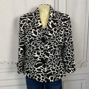 Liz Claiborne Suits Black & White Animal Print Short Coat Size 10 Blazer Pre♥️’d